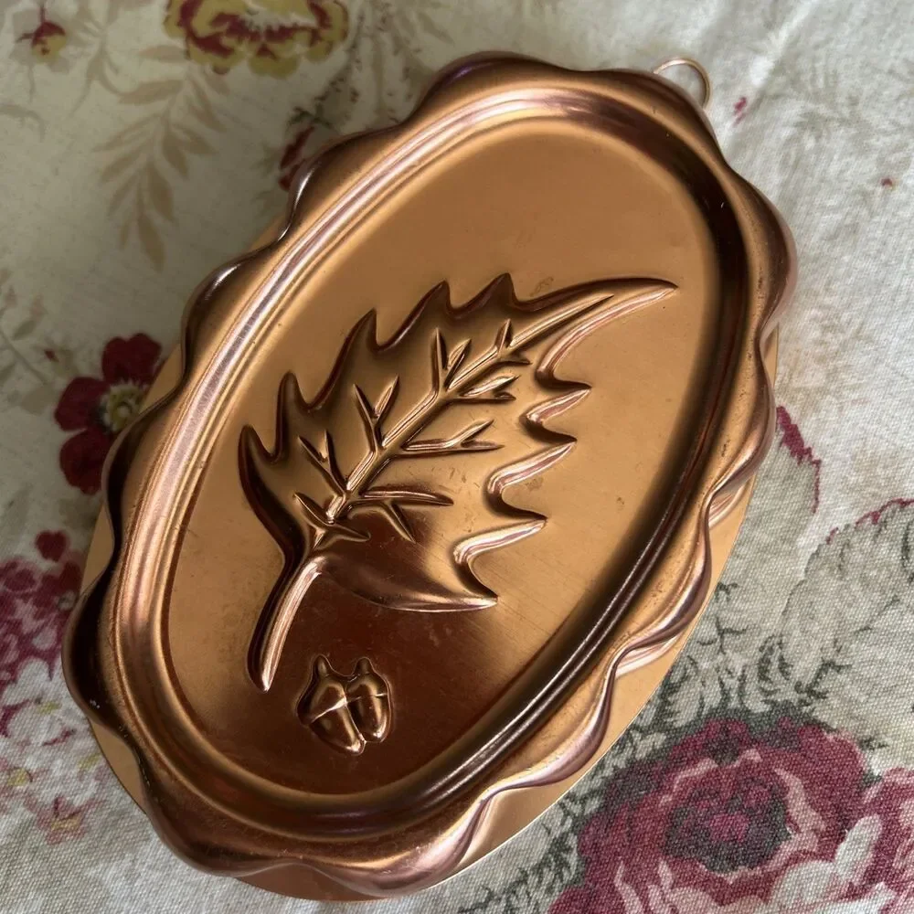 Vintage Copper Colored Oak Leaf & Acorn Mold Wall Hanging Kitchen Butter Mom